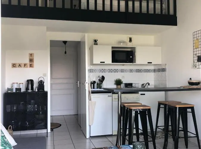 Unappartalamer Vue Golf De Et Piscine Appartement Pornic